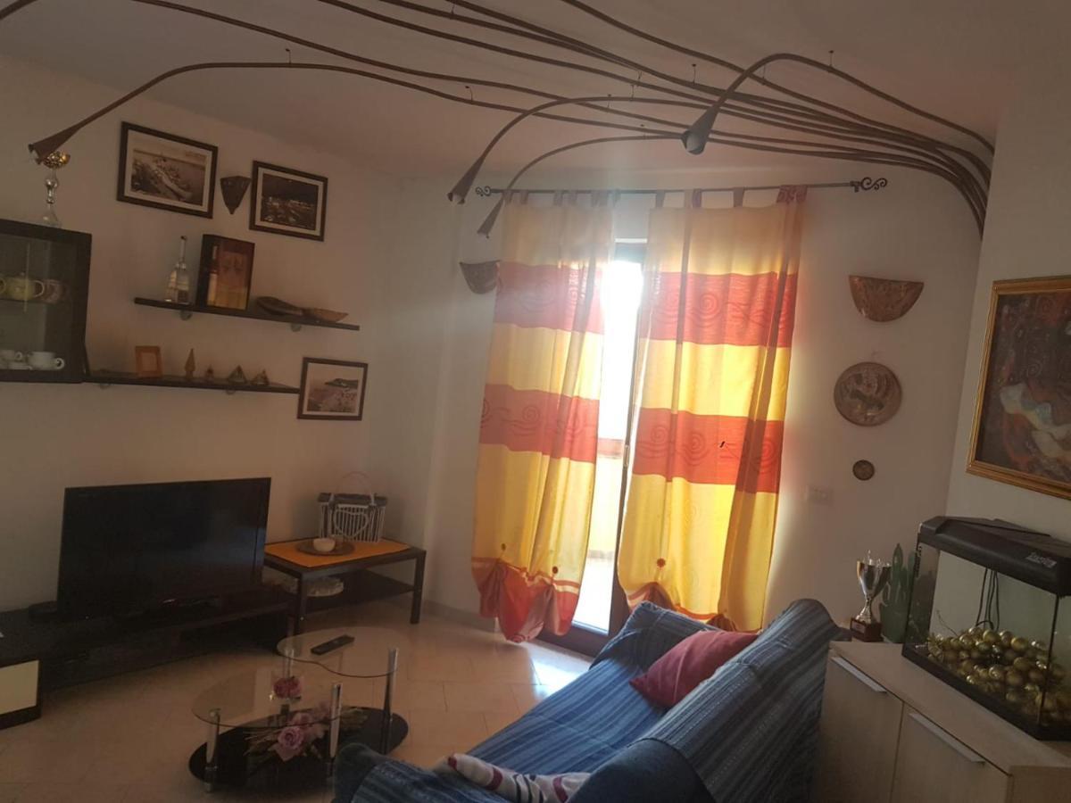 Alma House Leilighet Porto Torres Eksteriør bilde