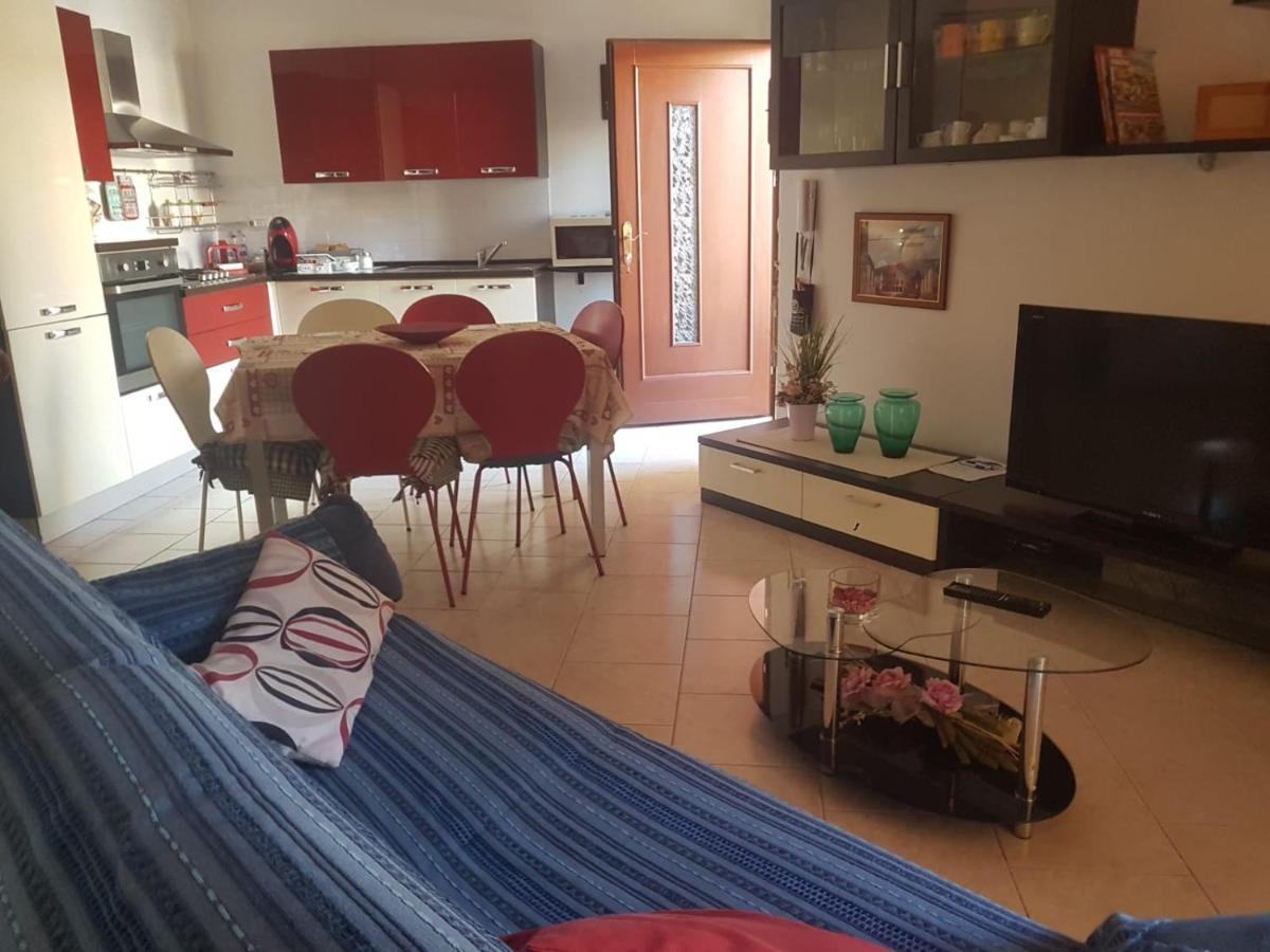 Alma House Leilighet Porto Torres Eksteriør bilde