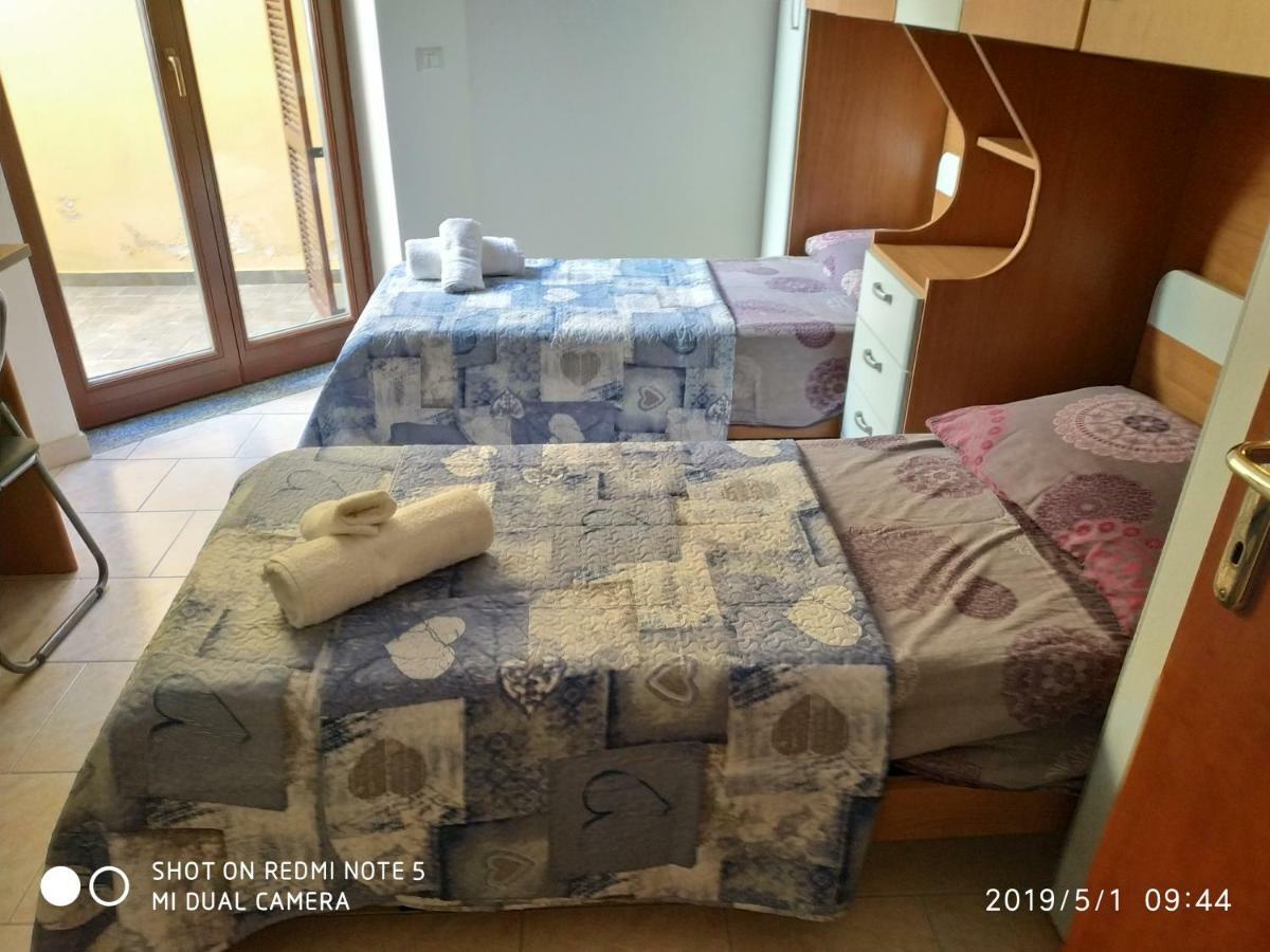 Alma House Leilighet Porto Torres Eksteriør bilde